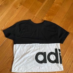 Adidas top